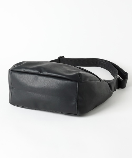 GLOBAL WORK（グローバルワーク）の「軽量PU7ポケットショルダー/629956（ショルダーバッグ・メンズ・ブラック/チャコールグレー/ダークブラウン・FREE）」の13枚目の写真