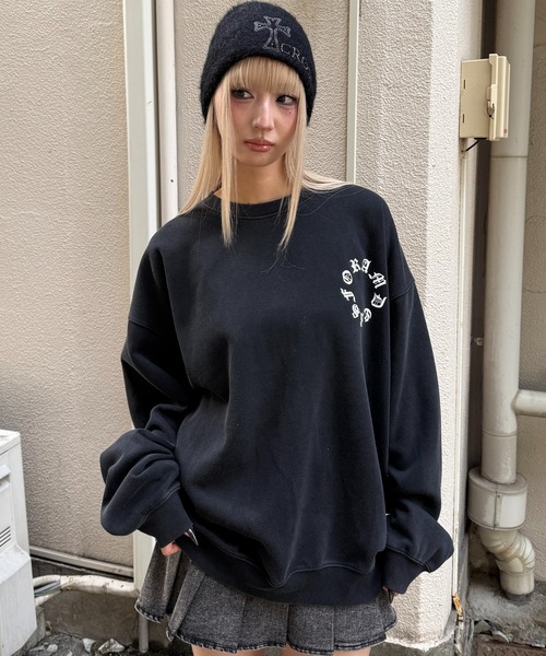 Figments（フィグメンツ）の「ゴシックロゴスウェット（スウェット・レディース・ブラック/レッド・FREE）」の14枚目の写真