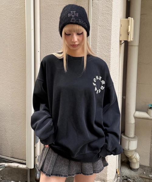 Figments（フィグメンツ）の「ゴシックロゴスウェット（スウェット・レディース・ブラック/レッド・FREE）」の16枚目の写真