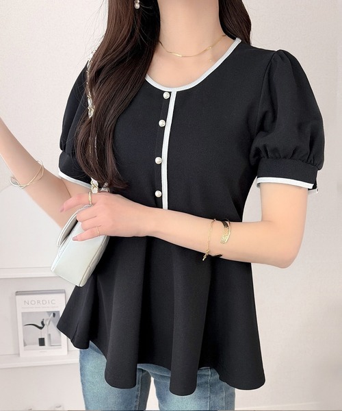 mily bilet(ミウィビレット)の「【mily bilet】上品さも可愛さも、大人バランスで。パール釦配色デザインパフスリーブペプラムトップス(半袖)(Tシャツ/カットソー・レディース・杢グレー/アイボリー/ブラック・LARGE/X-LARGE/SMALL/MEDIUM)」の19枚目の写真