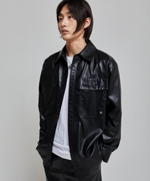 SPERONE(スペロネ)の「【アナキサンズ】エコレザーパッチシャツ(ライダースジャケット・メンズ・その他・LARGE/X-LARGE)」の1枚目の写真