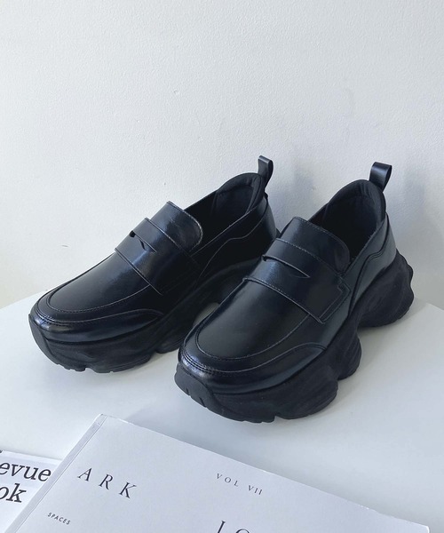 AS KNOW AS plus（アズノゥアズプラス）の「厚底スニーカーソール コインローファー（ローファー・レディース・ブラック/ブラック系・M/LL/L）」の9枚目の写真