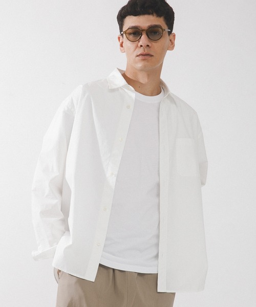 URBAN RESEARCH Sonny Label(アーバンリサーチサニーレーベル)の「高密度タイプライターレギュラーシャツ(シャツ/ブラウス・メンズ・オフホワイト/ネイビー/ピンク/グリーン/ブルー・LARGE/MEDIUM/X-LARGE)」の2枚目の写真