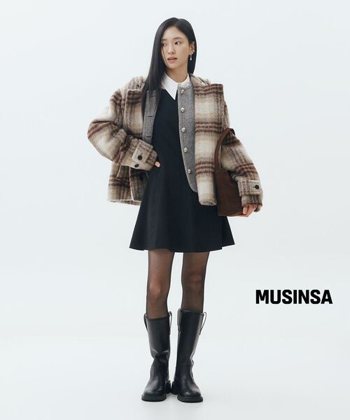 MUSINSA STANDARD WOMAN（ムシンサスタンダードウーマン）の「ウィメンズアルパカブレンドチェックショートダッフルコート[マスタード]（チェスターコート・レディース・その他・X-SMALL/SMALL/MEDIUM/LARGE）」の14枚目の写真