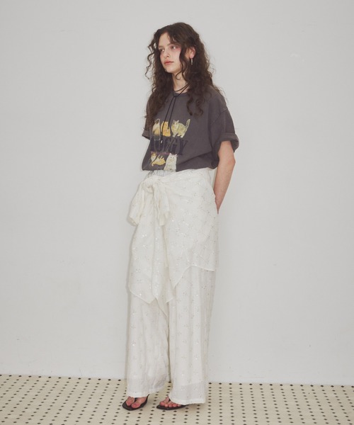 J1U by LA BELLE ETUDE(ジユウバイラベルエチュード)の「MOGGY CAT Tee(Tシャツ/カットソー・レディース・ホワイト/チャコールグレー・0/1)」の17枚目の写真