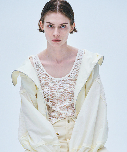 muller of yoshiokubo(ミュラーオブヨシオクボ)の「muller of yoshiokubo ミュラーオブヨシオクボ / SPIDERWEB BODY SUIT スパイダーウェブタンクトップ ボディスーツ / MLS26210(タンクトップ・レディース・ホワイト/ベージュ/ブラック・36/38)」の1枚目の写真