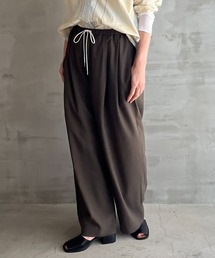 BARREL LEG TUCK PANTS