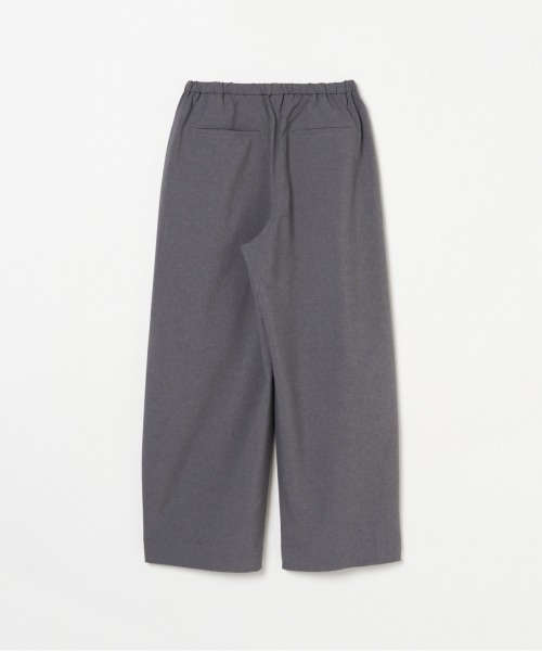 HELIOPOLE(エリオポール)の「BARREL LEG TUCK PANTS(その他パンツ・レディース・グレー/ダークブラウン・36/38)」の3枚目の写真