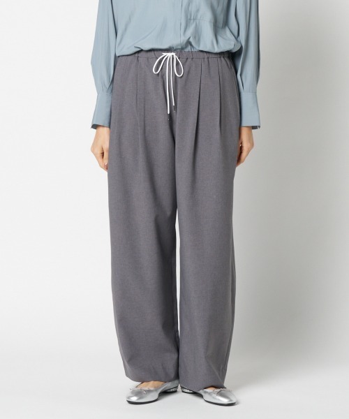 HELIOPOLE(エリオポール)の「BARREL LEG TUCK PANTS(その他パンツ・レディース・グレー/ダークブラウン・36/38)」の16枚目の写真