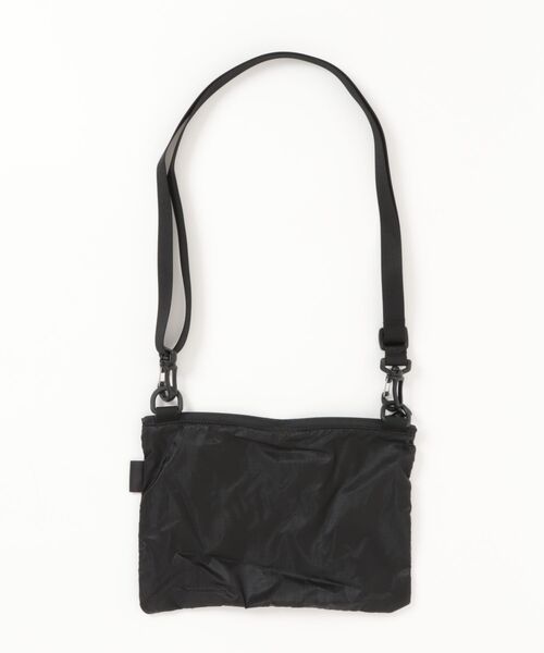 KELTY(ケルティ)の「MonoMAX掲載モデル【KELTY】AIRY FLAT POUCH S エアリーフラットポーチ S リップストップナイロン(ショルダーバッグ・レディース・ターコイズブルー/オリーブ/イエロー/ブラック/ベージュ・ONE SIZE)」の6枚目の写真