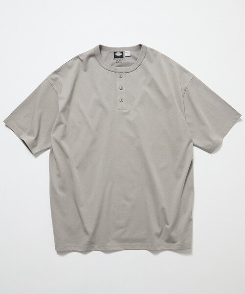 FREAK'S STORE(フリークスストア)の「限定展開 STORATECH/ストラテック ライトウェイト ヘンリーネックTシャツ/抗菌/防臭/制菌/UVカット/接触冷感/吸水速乾(Tシャツ/カットソー・メンズ・スミクロ/ネイビー/ブラック/ホワイト/グレイッシュベージュ・SMALL/X-LARGE/LARGE/MEDIUM)」の16枚目の写真