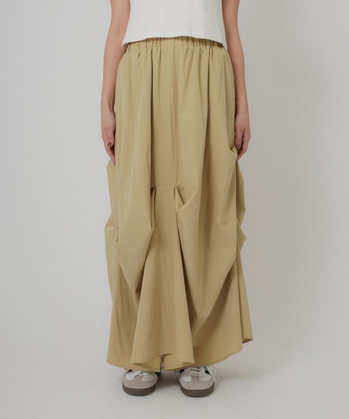 Floran（フローラン）の「ランダムタックスカート（スカート・レディース・オフホワイト/ブラック/ベージュ・FREE）」の20枚目の写真