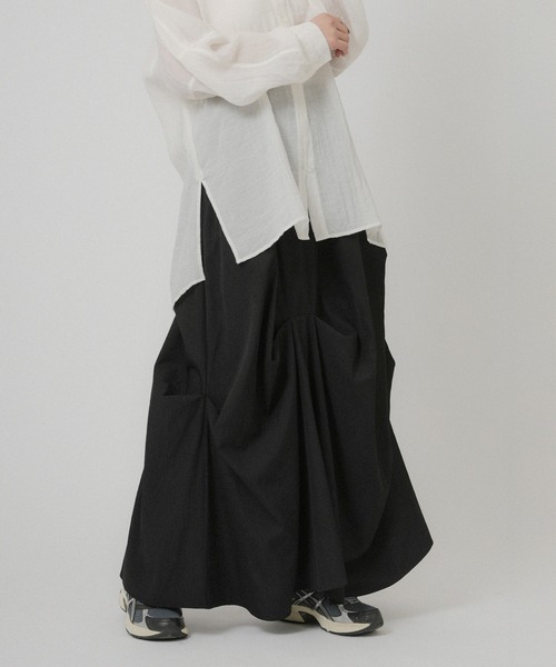 Floran（フローラン）の「ランダムタックスカート（スカート・レディース・オフホワイト/ブラック/ベージュ・FREE）」の14枚目の写真