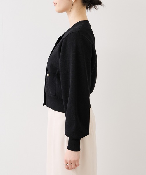 VIS(ビス)の「パールボタンカーディガン(カーディガン/ボレロ・レディース・ブラック/オフホワイト/ピンク/キャメル・FREE)」の16枚目の写真