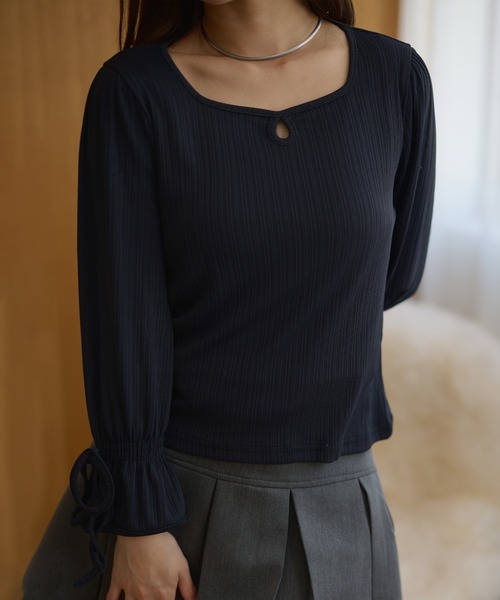 DAYRA(デイラ)の「フロントオープン ランダム プリーツ 長袖 トップス(Tシャツ/カットソー・レディース・チャコールグレー・S/FREE)」の6枚目の写真