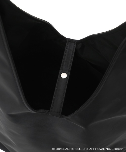 Manhattan Portage（マンハッタンポーテージ）の「BROOKHAVEN TOTE BAG FLIGHT NYLON BACKING KRM（トートバッグ・レディース・ブラック・MEDIUM）」の8枚目の写真