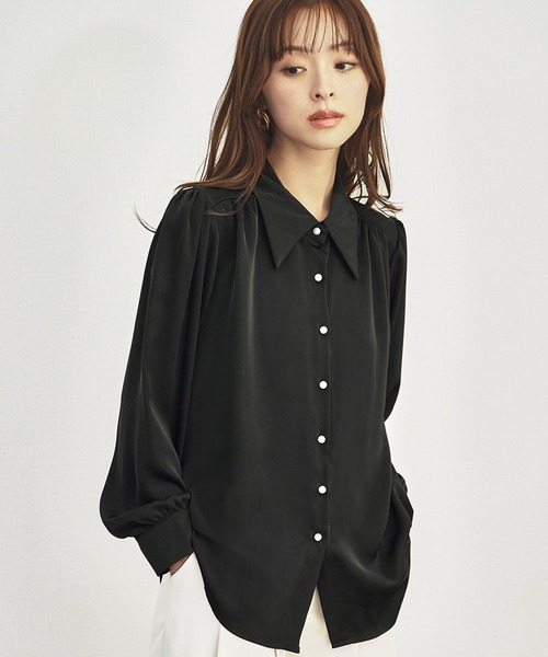 LOWO(ロワ)の「とろみサテン 長袖 レギュラーシャツ ブラウス フォーマル(シャツ/ブラウス・レディース・ブラック/ホワイト・FREE)」の13枚目の写真
