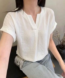 【26年春夏新作】スキッパーVネックリラクシーフレンチスリーブブラウス 華奢見え