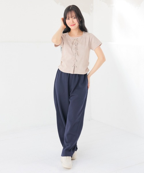 Honeys(ハニーズ)の「レースアップトップス(Tシャツ/カットソー・レディース・チャコール/ベージュ/ホワイト/レッド/ブラック・L/M/S)」の19枚目の写真