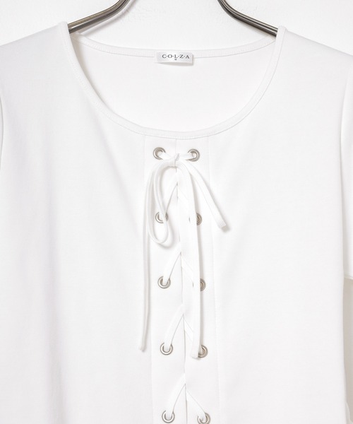 Honeys(ハニーズ)の「レースアップトップス(Tシャツ/カットソー・レディース・チャコール/ベージュ/ホワイト/レッド/ブラック・L/M/S)」の22枚目の写真