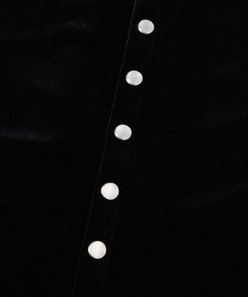 Jieda(ジエダ)の「VELOR SNAP CARDIGAN(カーディガン/ボレロ・メンズ・ストライプ/ブラウン/ブラック・2/1)」の6枚目の写真