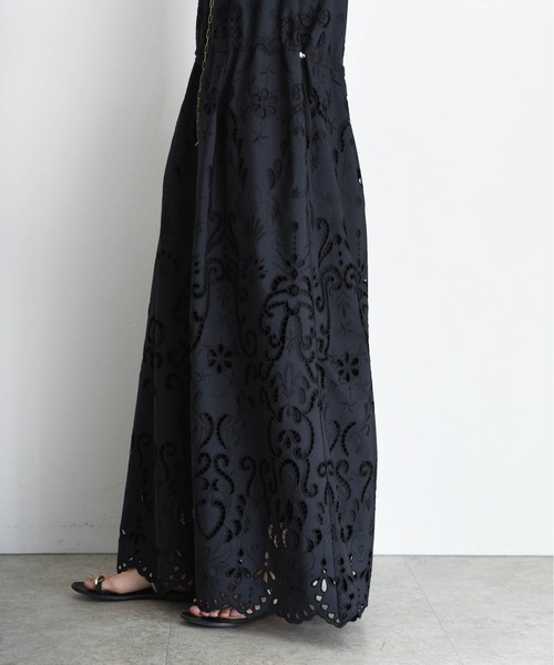 Eimee Law（エイミーロウ）の「エンブロイダリー パネルレースワンピース（ワンピース・レディース・ブラック/オフホワイト・FREE）」の3枚目の写真