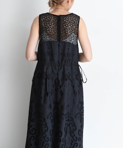 Eimee Law（エイミーロウ）の「エンブロイダリー パネルレースワンピース（ワンピース・レディース・ブラック/オフホワイト・FREE）」の4枚目の写真