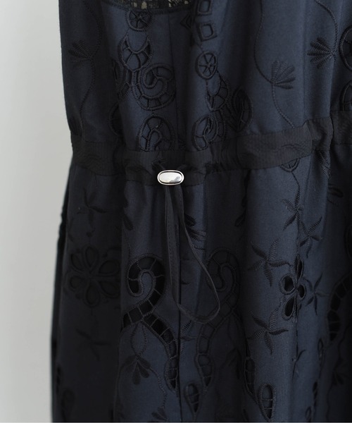 Eimee Law（エイミーロウ）の「エンブロイダリー パネルレースワンピース（ワンピース・レディース・ブラック/オフホワイト・FREE）」の21枚目の写真