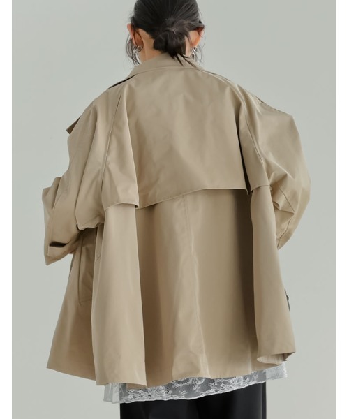 Re:EDIT（リエディ）の「ツイルポンチョライクコート（トレンチコート・レディース・ベージュ/ブラック/アイボリー・FREE）」の10枚目の写真