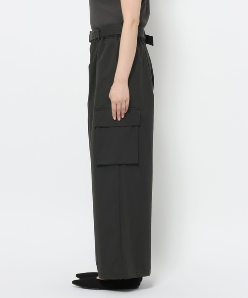 LOWRYS FARM（ローリーズファーム）の「Ｃ／Ｎドロストカーゴパンツ　661924（カーゴパンツ・レディース・ベージュ/カーキ/ブラック・FREE）」の6枚目の写真