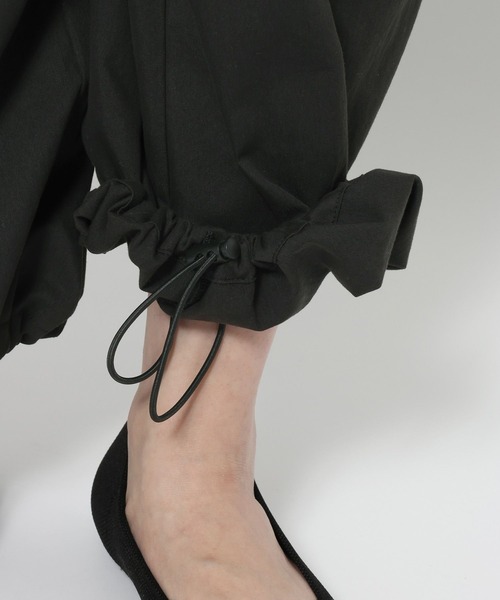 LOWRYS FARM（ローリーズファーム）の「Ｃ／Ｎドロストカーゴパンツ　661924（カーゴパンツ・レディース・ベージュ/カーキ/ブラック・FREE）」の13枚目の写真