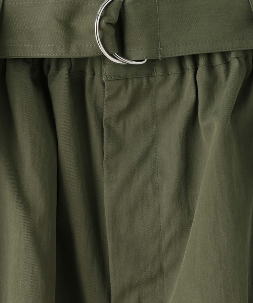 LOWRYS FARM（ローリーズファーム）の「Ｃ／Ｎドロストカーゴパンツ　661924（カーゴパンツ・レディース・ベージュ/カーキ/ブラック・FREE）」の22枚目の写真