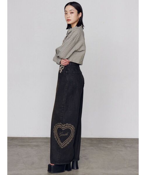 EMODA（エモダ）の「レースグラフィックルーズデニム（デニムパンツ・レディース・ブラック/インディゴブルー・MEDIUM/SMALL）」の4枚目の写真