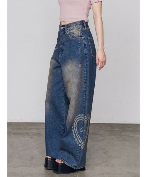 EMODA(エモダ)の「レースグラフィックルーズデニム(デニムパンツ・レディース・ブラック/インディゴブルー・MEDIUM/SMALL)」の3枚目の写真