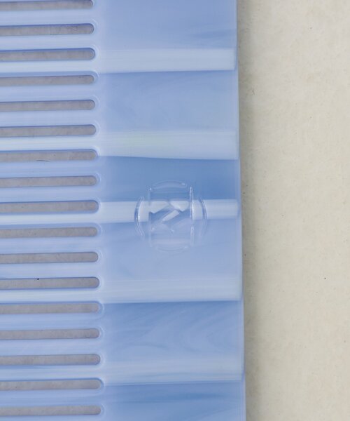 Kastane（カスタネ）の「【fiw.】ヘアクリップ&コーム（バレッタ/ヘアクリップ・レディース・ライトベージュ/サックスブルー・FREE）」の8枚目の写真