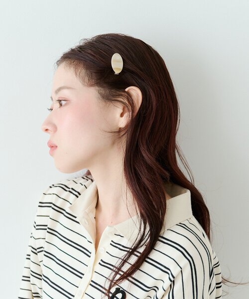 Kastane（カスタネ）の「【fiw.】ヘアクリップ&コーム（バレッタ/ヘアクリップ・レディース・ライトベージュ/サックスブルー・FREE）」の13枚目の写真