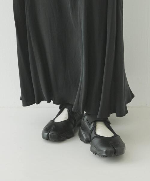 NIKE（ナイキ）の「NIKE　エアリフト（スニーカー・レディース・ブラック・23/24/25/26）」の4枚目の写真