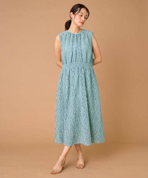 INED（イネド）の「フラワージャガードノースリーブワンピース（ワンピース・レディース・イエロー・9号/7号）」の3枚目の写真