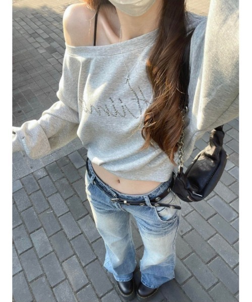 Ritzy(リッツィー)の「オフショルダー スウェット(Tシャツ/カットソー・レディース・グレー・M/L)」の22枚目の写真