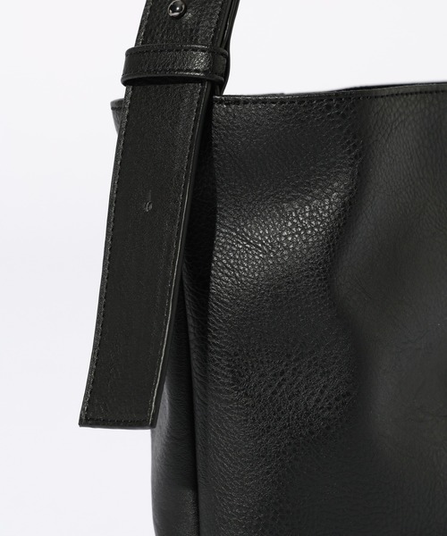 RAGEBLUE(レイジブルー)の「2WAY SWITCH MINI Synthetic Leather Hand Bag/ シンセティックレザーバッグ ミニショルダーバッグ(ハンドバッグ・メンズ・ブラック/ブラウン/ブラック系その他・FREE)」の22枚目の写真