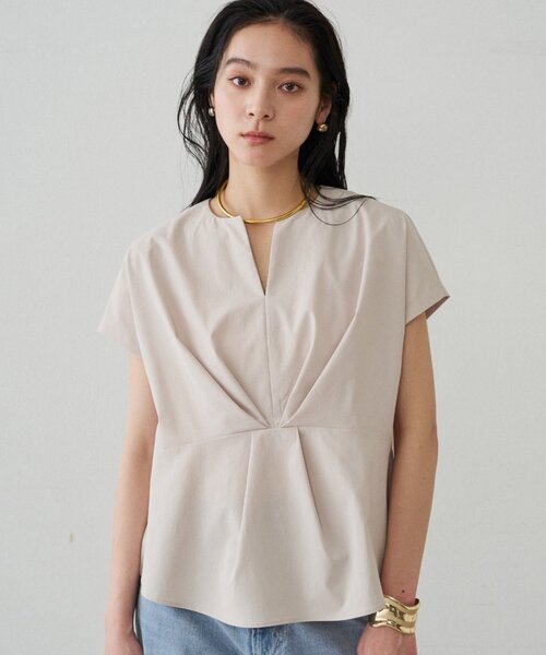 LOUNGEDRESS(ラウンジドレス)の「フロントタックブラウス(シャツ/ブラウス・レディース・オフホワイト/ネイビー/ベージュ・FREE)」の11枚目の写真