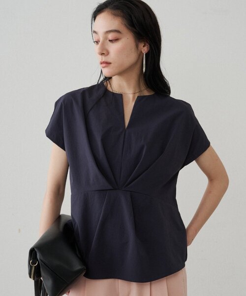 LOUNGEDRESS(ラウンジドレス)の「フロントタックブラウス(シャツ/ブラウス・レディース・オフホワイト/ネイビー/ベージュ・FREE)」の19枚目の写真