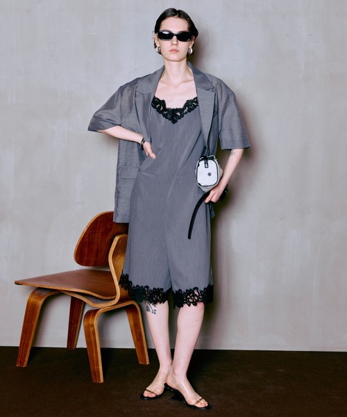 MAISON SPECIAL（メゾンスペシャル）の「【2026SUMMER PRE-ORDER】Lace Trim Short Jumpsuit/レーストリムショートジャンプスーツ（つなぎ/オールインワン・レディース・ホワイト/ブラック/グレー・36/38）」の6枚目の写真