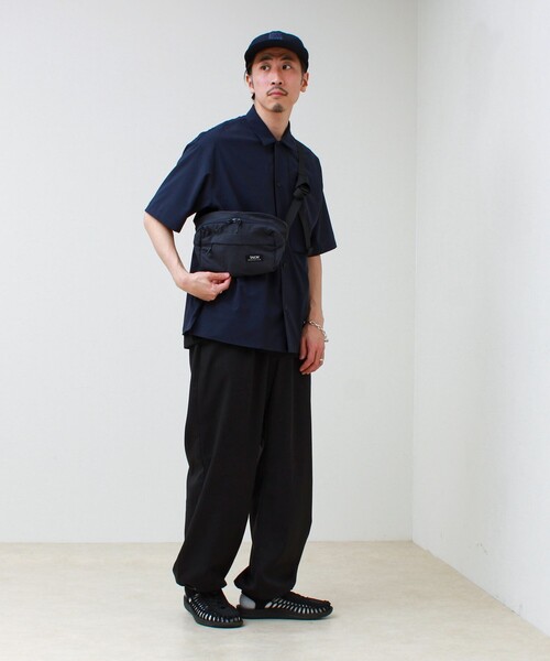 TAION(タイオン)の「【TAION / タイオン】MOUNTAIN WAIST POUCH(ショルダーバッグ・メンズ・オリーブ/ライトグレー/ネイビー/ブラック・FREE)」の7枚目の写真