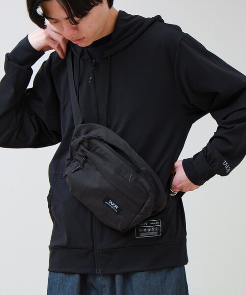 TAION(タイオン)の「【TAION / タイオン】MOUNTAIN WAIST POUCH(ショルダーバッグ・メンズ・オリーブ/ライトグレー/ネイビー/ブラック・FREE)」の17枚目の写真
