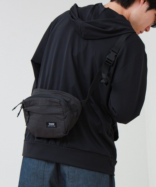 TAION(タイオン)の「【TAION / タイオン】MOUNTAIN WAIST POUCH(ショルダーバッグ・メンズ・オリーブ/ライトグレー/ネイビー/ブラック・FREE)」の19枚目の写真