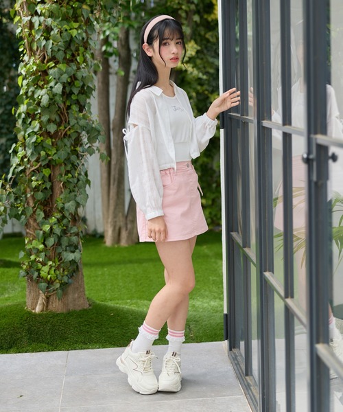 Amourire girl(アムリールガール)の「レースアップミニ丈デニムカーゴスカート(インナーパンツ付き)(スカート・キッズ・ピンク/グレー・160cm/150cm/140cm)」の14枚目の写真
