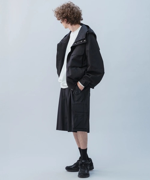 +phenix(プラスフェニックス)の「+phenix/プラスフェニックス/TECH WIDE CARGO SHORTS / テック ワイド カーゴショーツ(カーゴパンツ・メンズ・ブラック・L/M)」の7枚目の写真