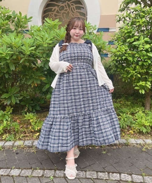 marun(マルン)の「<大きいサイズ>チェック柄ショルダーリボンワンピース marun(ワンピース・レディース・ネイビー/ピンク・5L~6L/3L~4L/L~LL)」の3枚目の写真