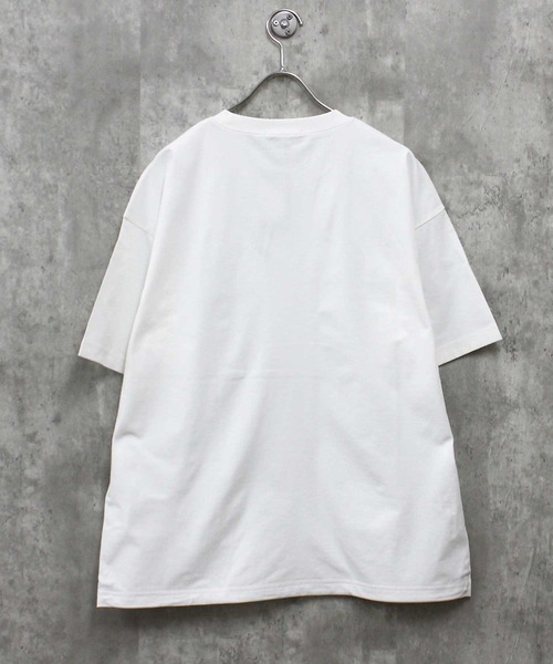 SHISKY(シスキー)の「マルチファンクション 無地 オーバーサイズ Tシャツ(Tシャツ/カットソー・メンズ・チャコール/オフホワイト/カーキ/ブラック・M/L/XL)」の6枚目の写真